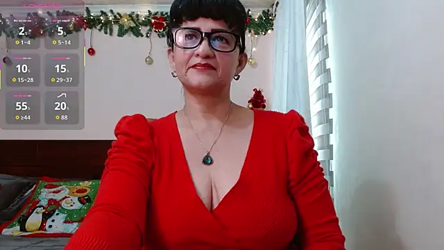 Snapshot of ISABEEL_SOFIA01 chatting on November 19, 2025, 12:38 pm ISABEEL SOFIA01 online show from November 19, 2025, 12:38 pm