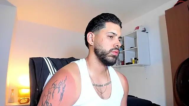 Justyn Torres online show from March 14, 2026, 9:43 pm