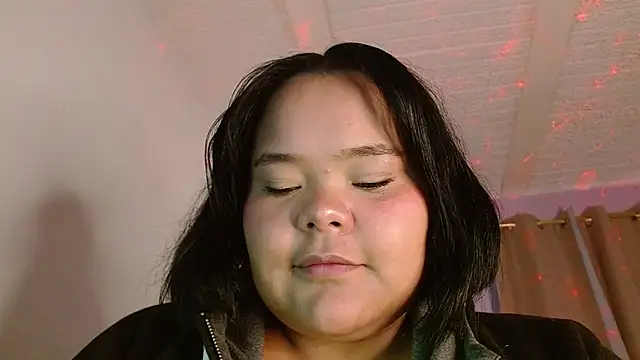 sexychubby    online show from February 15, 2026, 7:02 pm