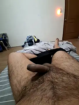 Snapshot of Calamaco07 chatting on October 16, 2025, 6:32 am Calamaco07 online show from October 16, 2025, 6:32 am