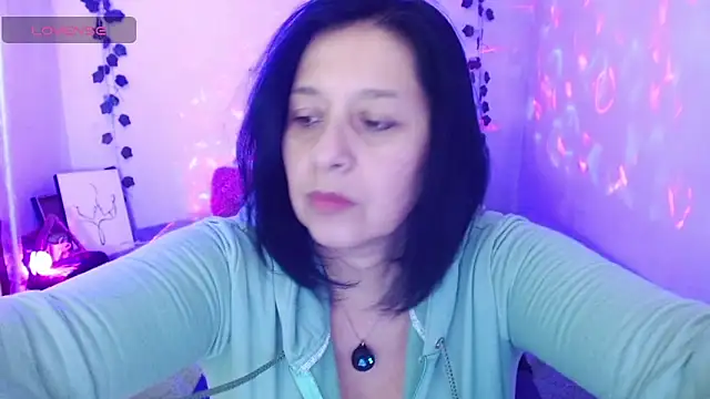 Snapshot of camilalatti chatting on December 5, 2025, 12:43 am camilalatti online show from December 5, 2025, 12:43 am