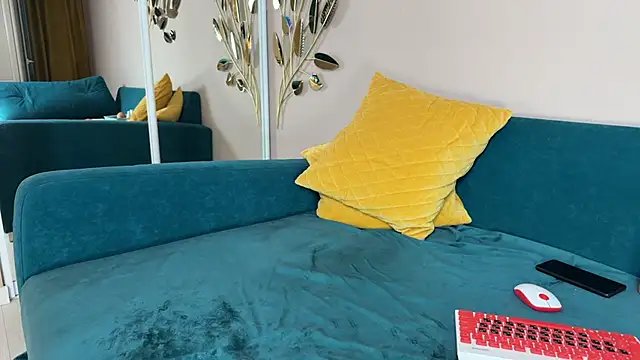 VanessaJonson online show from March 6, 2026, 6:47 pm