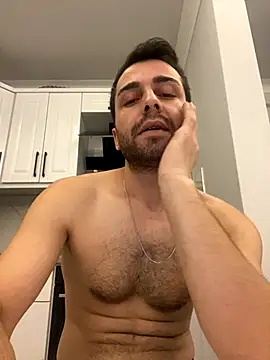 Snapshot of Emre-34 chatting on November 30, 2025, 4:30 pm Emre-34 online show from November 30, 2025, 4:30 pm