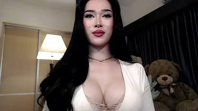 KeenMazikeen69 online show from October 20, 2025, 4:07 pm