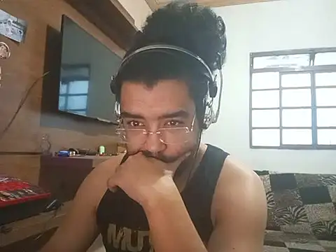 Snapshot of Dominador_Absolut chatting on July 28, 2026, 9:39 am Dominador Absolut online show from July 28, 2026, 9:39 am