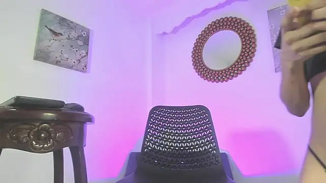 jaddyk  online show from January 7, 2026, 9:20 pm