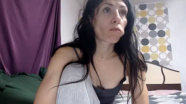 Snapshot of sexyevalove chatting on November 4, 2025, 12:03 am sexyevalove online show from November 4, 2025, 12:03 am