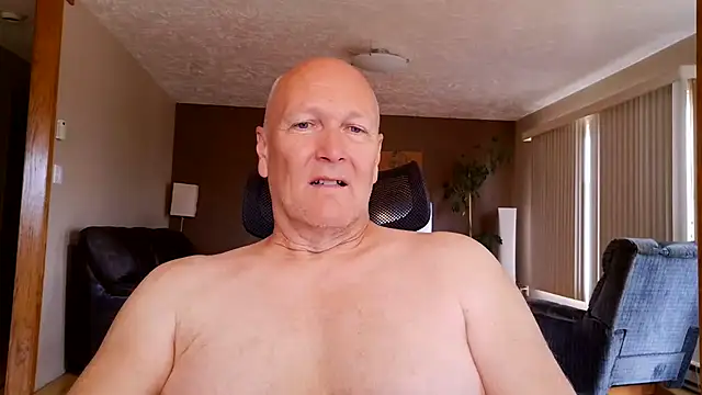 Snapshot of BasicAnt chatting on July 21, 2026, 3:02 pm BasicAnt online show from July 21, 2026, 3:02 pm