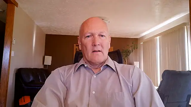 Snapshot of BasicAnt chatting on June 19, 2026, 2:23 pm BasicAnt online show from June 19, 2026, 2:23 pm