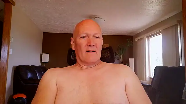 Snapshot of BasicAnt chatting on June 16, 2026, 2:28 pm BasicAnt online show from June 16, 2026, 2:28 pm