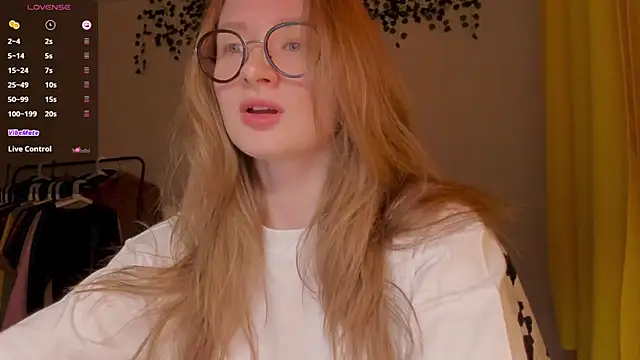 mollytuck online show from March 15, 2026, 3:52 pm