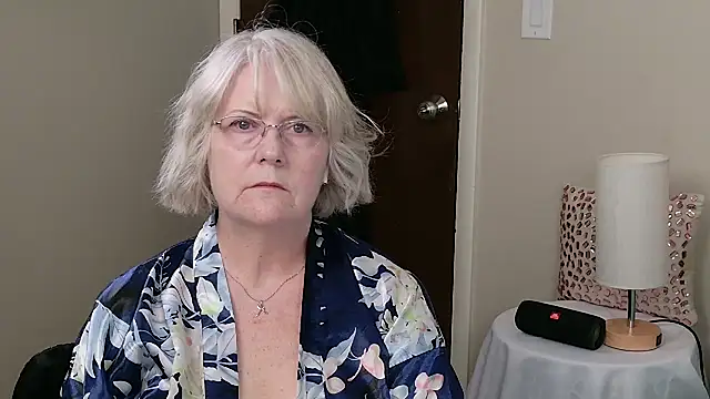 Kaitlyn Winters online show from January 15, 2025, 7:12 pm