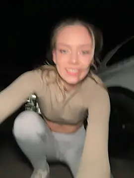 Snapshot of HopeHeaven chatting on January 10, 2025, 9:53 pm HopeHeaven online show from January 10, 2025, 9:53 pm