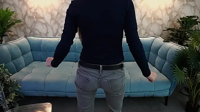 Snapshot of MaRich_Ka chatting on November 14, 2025, 6:50 am MaRich Ka online show from November 14, 2025, 6:50 am