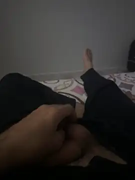 MAHKE12 online show from November 11, 2025, 9:53 pm