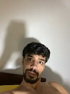 Snapshot of Hermanooooooo chatting on March 1, 2026, 4:01 am Hermanooooooo online show from March 1, 2026, 4:01 am