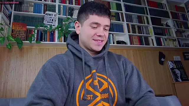 Snapshot of Arilas_ chatting on September 26, 2025, 7:04 am Arilas online show from September 26, 2025, 7:04 am