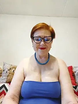 Snapshot of Fire_Night chatting on June 27, 2026, 1:50 pm Fire Night online show from June 27, 2026, 1:50 pm