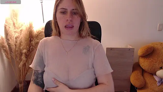 Snapshot of thamarajane chatting on March 19, 2026, 8:42 pm thamarajane online show from March 19, 2026, 8:42 pm