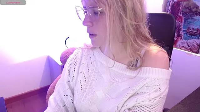 Snapshot of thamarajane chatting on February 18, 2025, 6:47 pm thamarajane online show from February 18, 2025, 6:47 pm