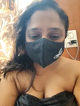 sexynayan23 online show from May 1, 2026, 6:29 am