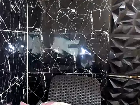 Snapshot of MissKeanna chatting on January 22, 2025, 1:10 am MissKeanna online show from January 22, 2025, 1:10 am