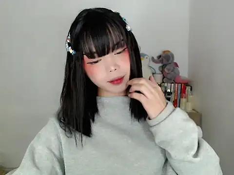 Snapshot of SweetCheska19 chatting on May 9, 2026, 1:14 pm SweetCheska19 online show from May 9, 2026, 1:14 pm