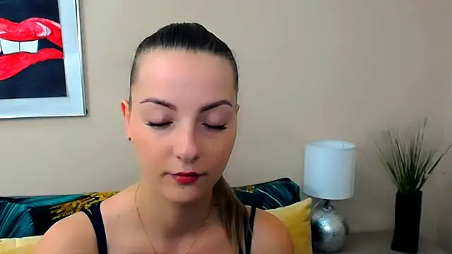 NatalieSexy online show from April 16, 2026, 6:14 am