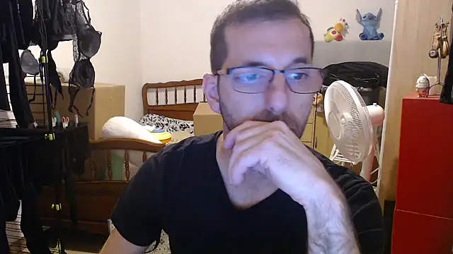 steph19x5 online show from December 5, 2025, 5:22 pm