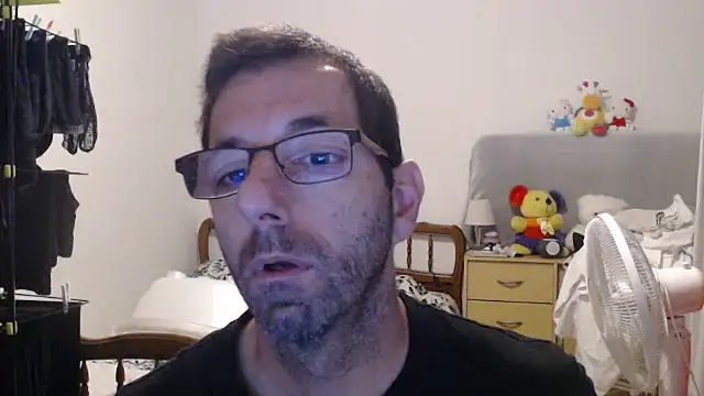 steph19x5 online show from October 9, 2025, 6:25 am