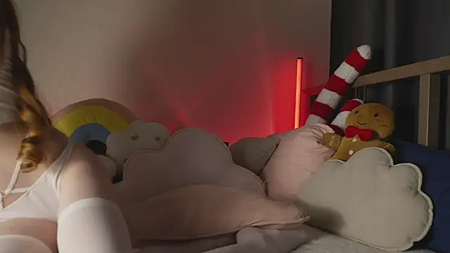 Snapshot of MiracleSandy chatting on January 10, 2025, 6:49 pm MiracleSandy online show from January 10, 2025, 6:49 pm