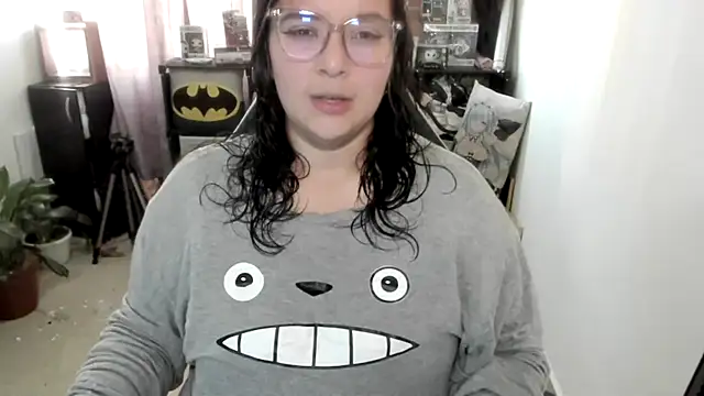 Snapshot of aika-dreams chatting on June 17, 2026, 1:43 pm aika-dreams online show from June 17, 2026, 1:43 pm
