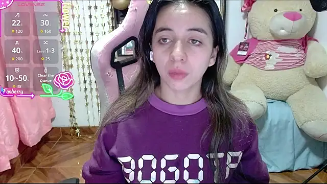 Maggie Fox3 online show from October 19, 2025, 1:30 am