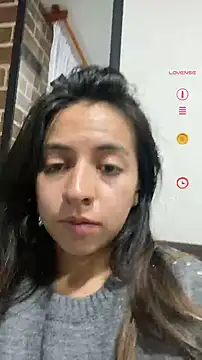 Maggie Fox3 online show from April 30, 2026, 2:18 am