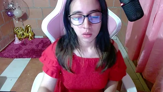 Snapshot of Maggie_Fox3 chatting on July 31, 2026, 3:17 am Maggie Fox3 online show from July 31, 2026, 3:17 am