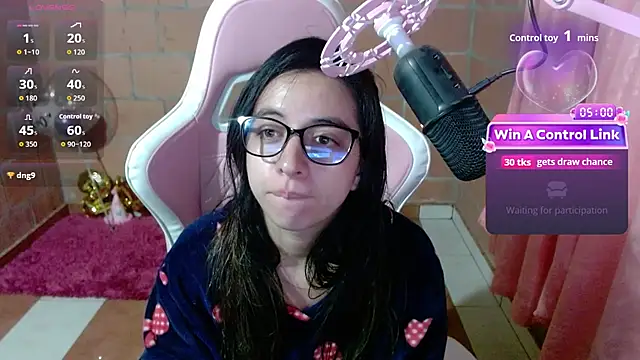 Snapshot of Maggie_Fox3 chatting on July 3, 2026, 2:07 am Maggie Fox3 online show from July 3, 2026, 2:07 am