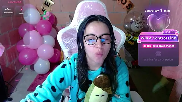 Snapshot of Maggie_Fox3 chatting on June 3, 2026, 1:39 am Maggie Fox3 online show from June 3, 2026, 1:39 am