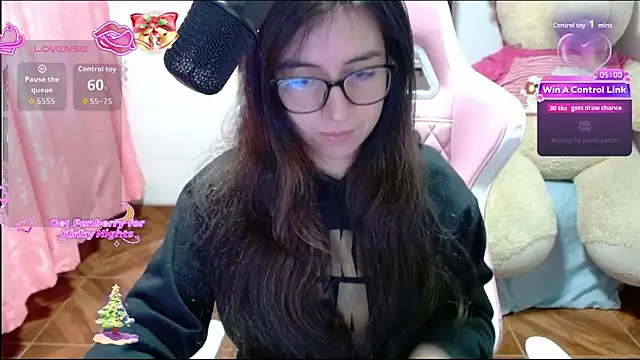 Maggie Fox3 online show from February 3, 2026, 12:43 am