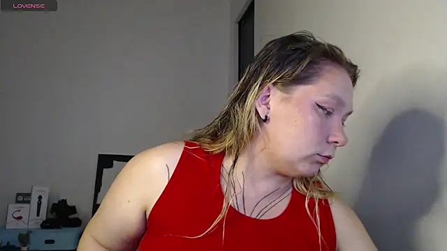 Snapshot of Enotika chatting on November 12, 2025, 10:46 pm Enotika online show from November 12, 2025, 10:46 pm