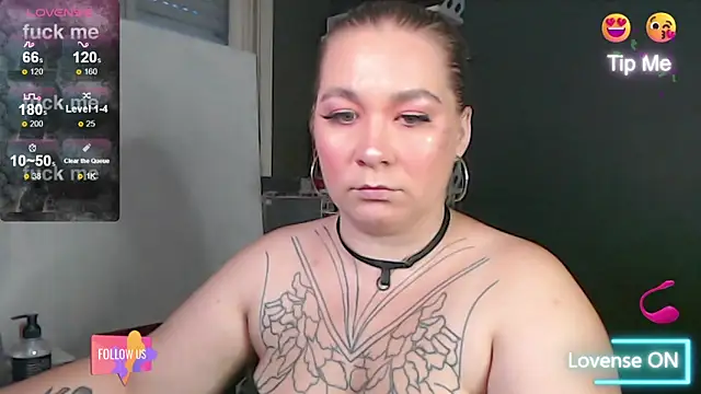 Snapshot of Enotika chatting on March 3, 2025, 10:10 pm Enotika online show from March 3, 2025, 10:10 pm