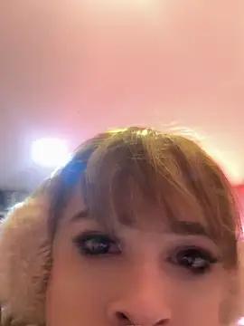 stormytt  online show from April 29, 2026, 4:49 am
