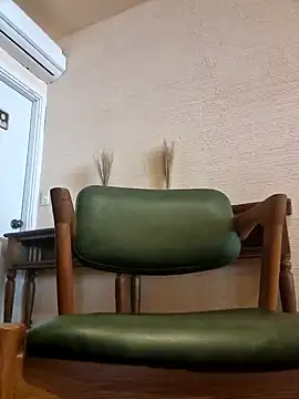 HinaLovely online show from February 4, 2025, 8:13 am