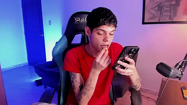 Varya Ferreira online show from February 8, 2026, 5:16 am