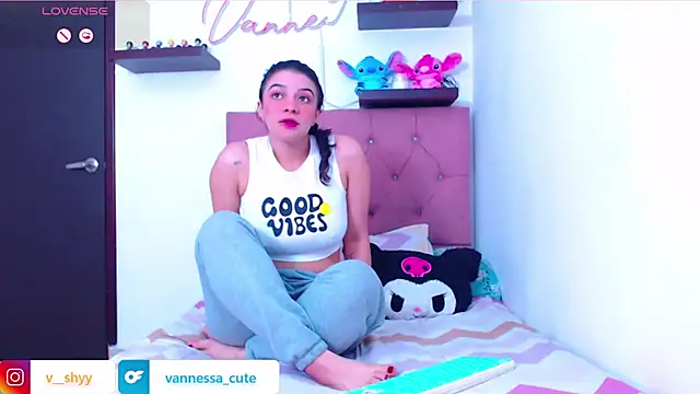 Vannessa  Shy online show from October 5, 2025, 10:55 pm