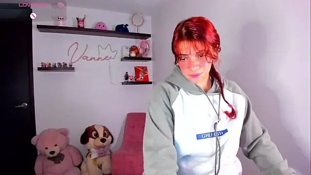 Vannessa  Shy online show from May 5, 2026, 11:41 pm