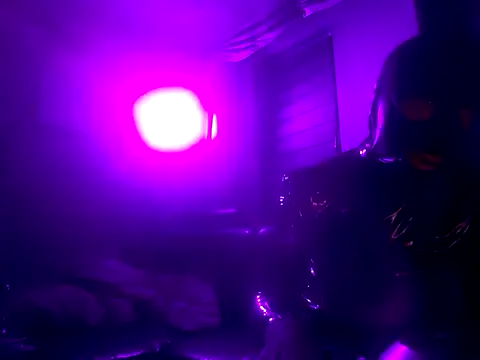 Crystalbitchx online show from September 23, 2025, 11:01 pm