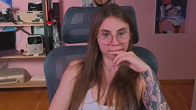  AnnaStark  online show from March 7, 2026, 8:25 pm