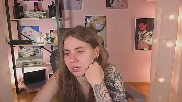  AnnaStark  online show from July 25, 2026, 7:53 pm