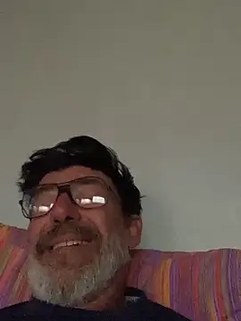 Snapshot of maxximere chatting on April 28, 2026, 6:45 pm maxximere online show from April 28, 2026, 6:45 pm