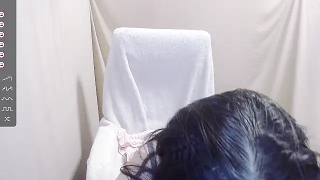 AkinLocal online show from October 31, 2025, 2:24 pm